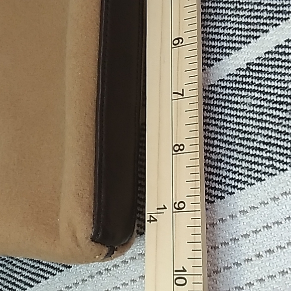 Wool & cashmere Mercedes Benz purse by Anne Bowen in Tan & dark brown leather. - Picture 10 of 13